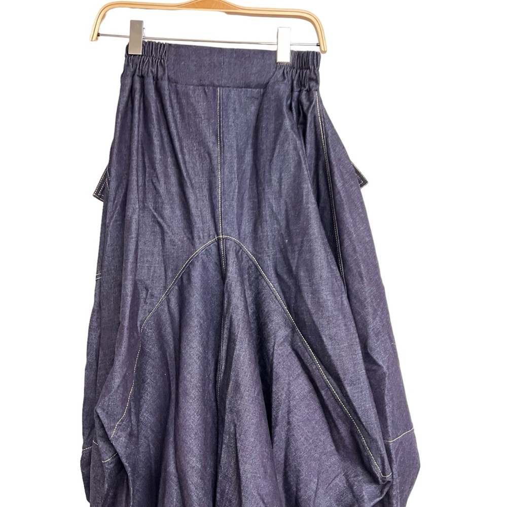 Elegant Navy Blue Women's Skirt - Picture 6 of 12